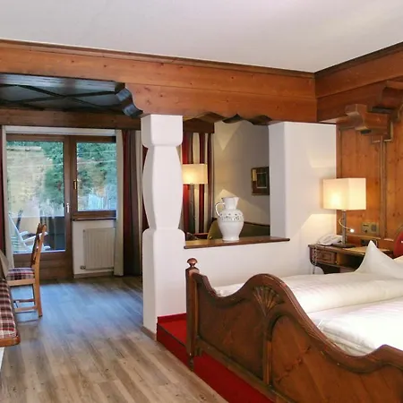 Brugger's Geniesserhotel Lanersbacherhof 4* Tux