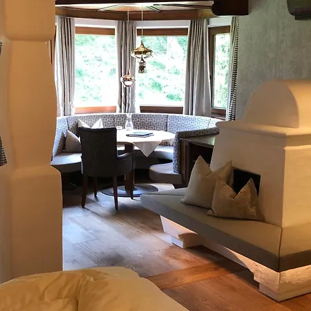 Hotel Brugger's Geniesserhotel Lanersbacherhof 4*