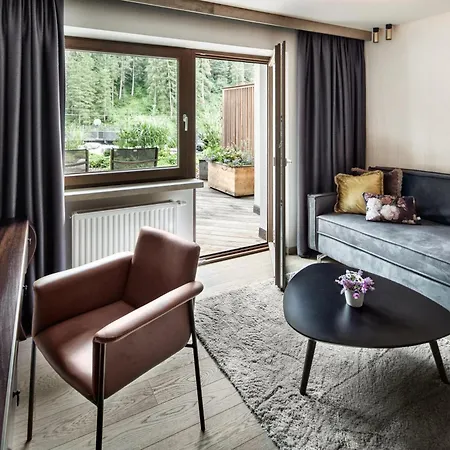 Brugger's Geniesserhotel Lanersbacherhof Hotel