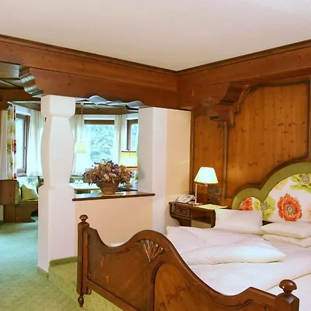 Brugger's Geniesserhotel Lanersbacherhof 4*